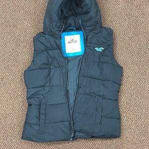 Gray Hollister vest
